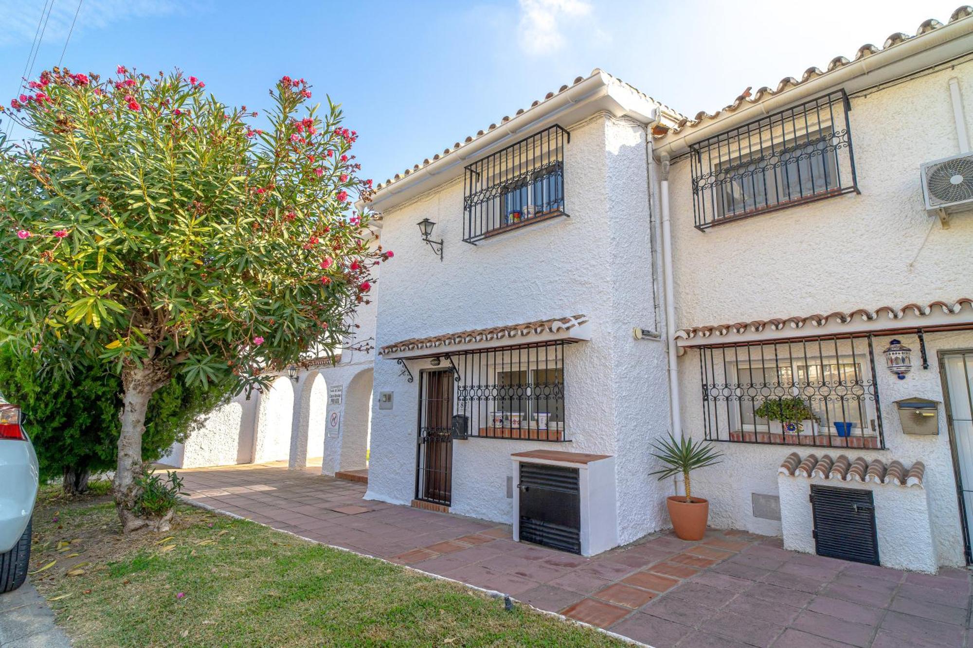 Via Romana 87 Villas Casasol ネルハ エクステリア 写真